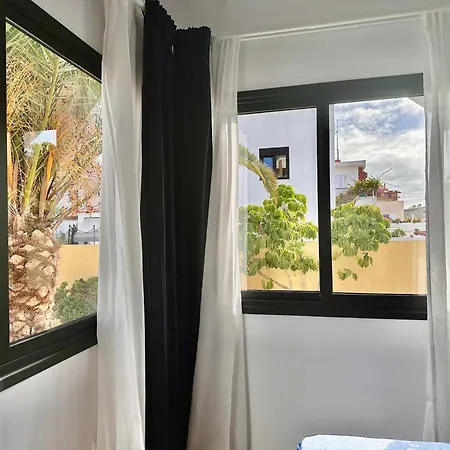 Appartement Enchanting And Centric Flat - *