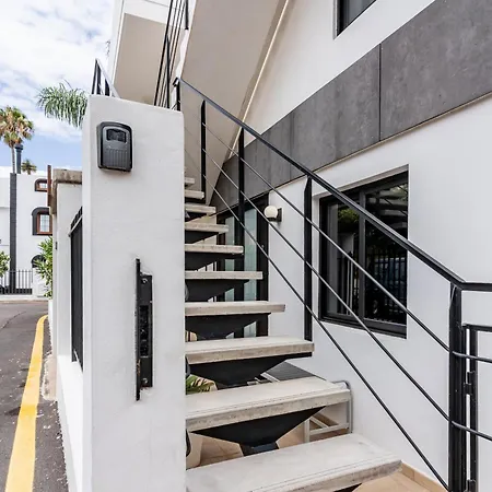 Enchanting And Centric Flat -